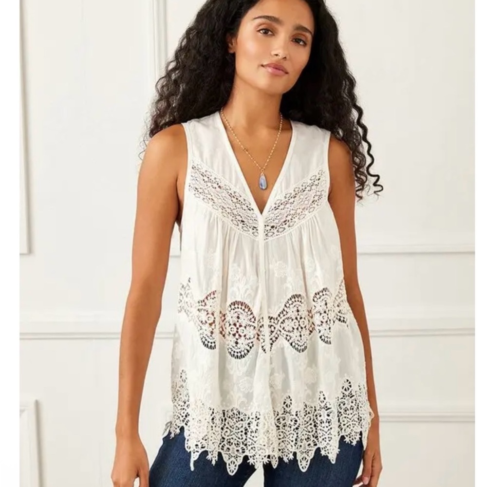 Karen Kane white Lace V-Neck Blouse
